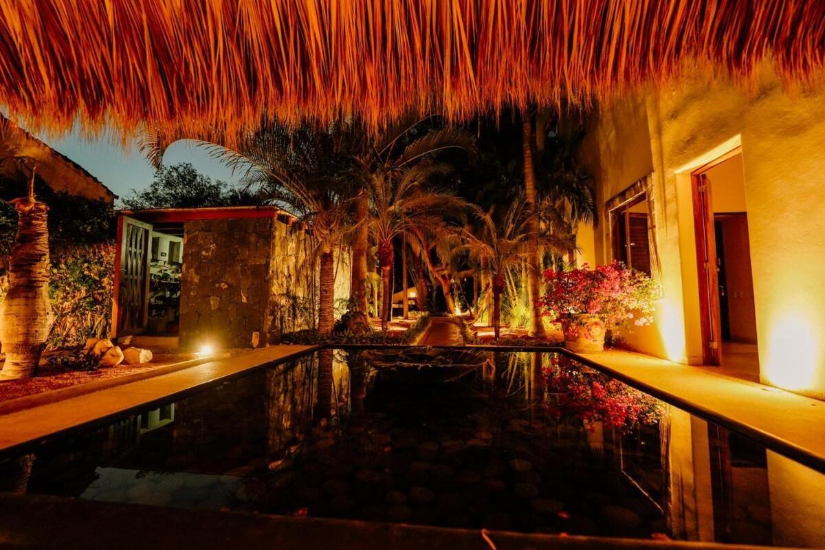 Dream Villa With Private Beach And Catering Zihuatanejo Exterior foto